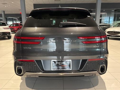 2024 Genesis GV70 2.5T
