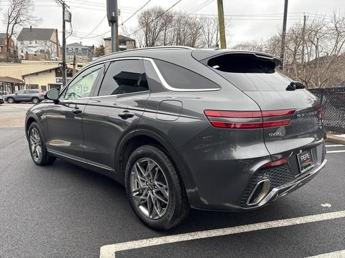 2024 Genesis GV70 2.5T