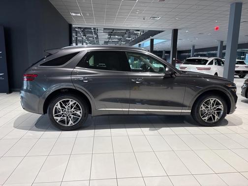 2024 Genesis GV70 2.5T