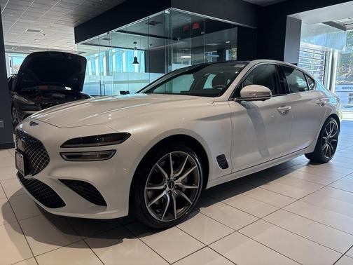 2026 Genesis G70 2.5T Prestige