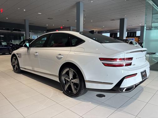 2025 Genesis G80 2.5T