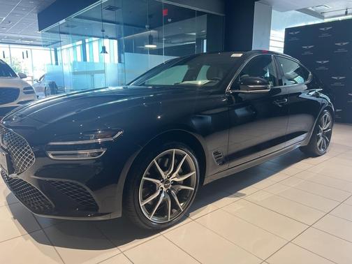 2025 Genesis G70 2.5T