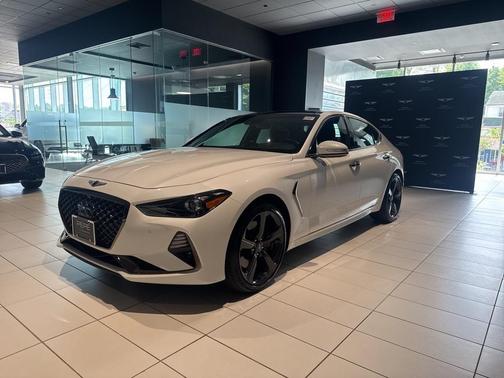 2020 Genesis G70 2.0T