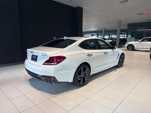 2020 Genesis G70 2.0T