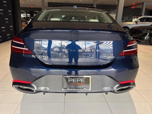 2026 Genesis G70 2.5T Prestige