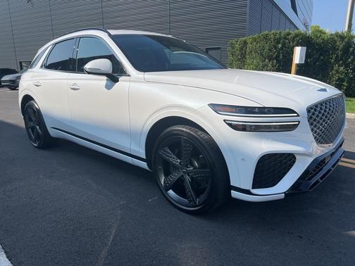 2023 Genesis GV70 2.5T