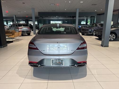 2025 Genesis G70 2.5T
