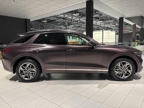 2023 Genesis GV70 2.5T