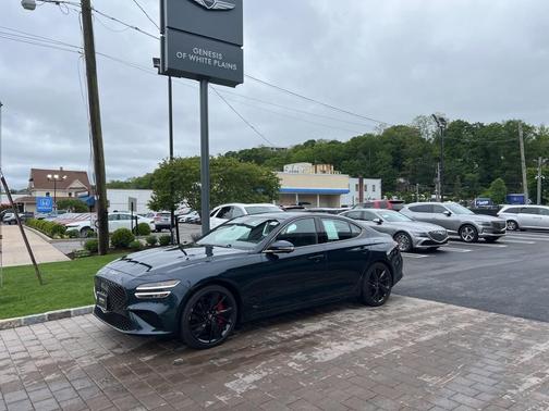 2023 Genesis G70 3.3T