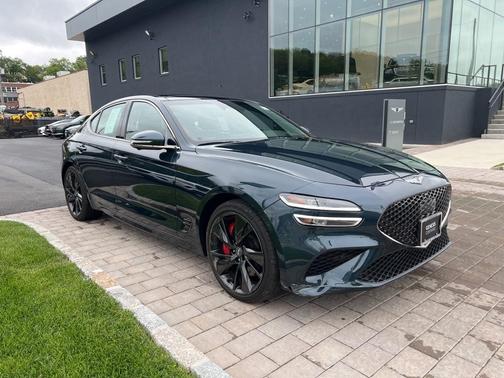 2023 Genesis G70 3.3T