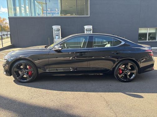 2026 Genesis G70 3.3T Sport Prestige