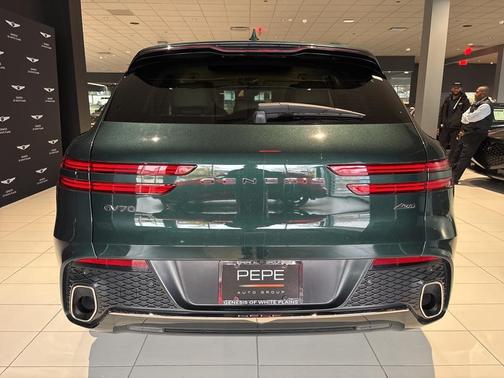 2022 Genesis GV70 2.5T