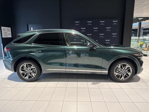 2023 Genesis GV70 2.5T