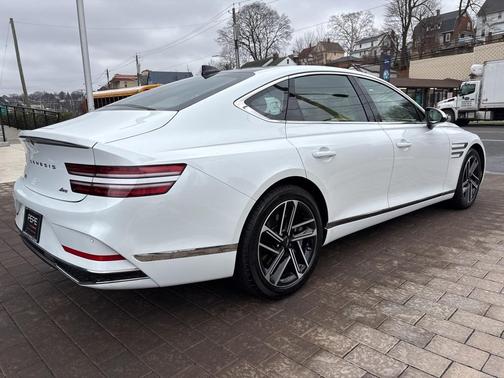 2026 Genesis G80 2.5T