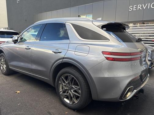 2023 Genesis GV70 2.5T