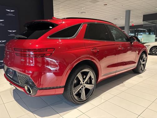 2023 Genesis GV70 2.5T