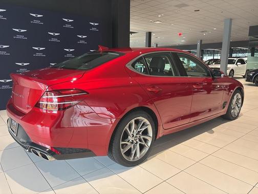 2022 Genesis G70 2.0T