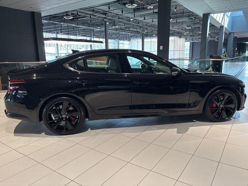 Vik Black 2023 Genesis G70 3.3T