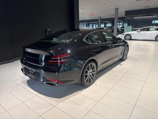 2025 Genesis G70 2.5T