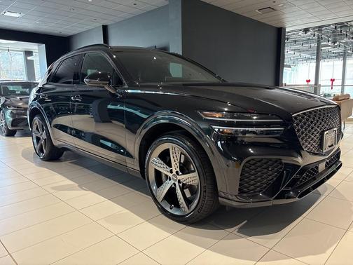 2025 Genesis GV70 2.5T