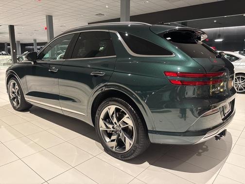 2024 Genesis Electrified GV70 Advanced
