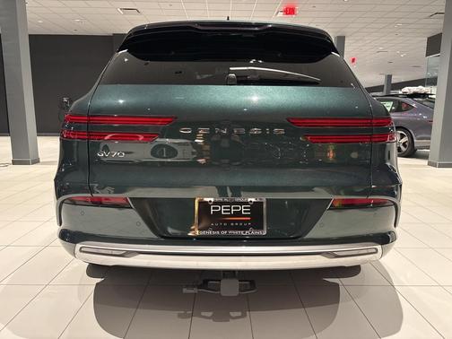 2024 Genesis Electrified GV70 Advanced