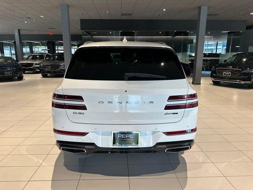 Uyuni White 2024 Genesis GV80 3.5T