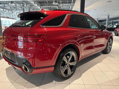 2023 Genesis GV70 2.5T