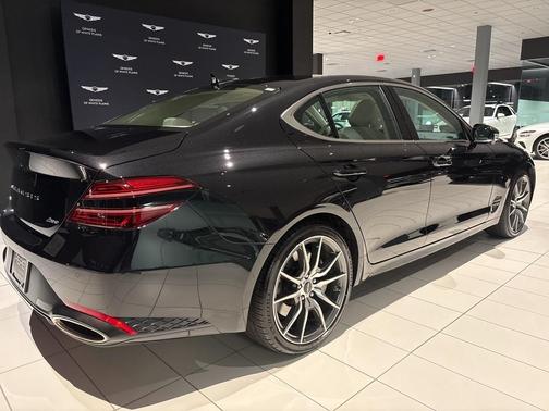 2026 Genesis G70 2.5T Prestige