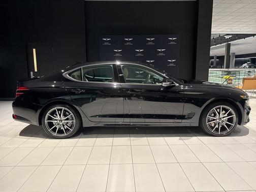 2026 Genesis G70 2.5T Prestige