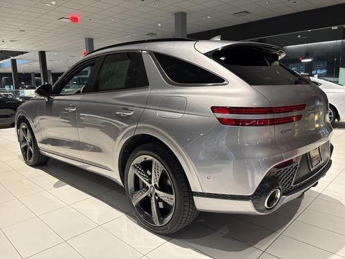 2023 Genesis GV70 2.5T