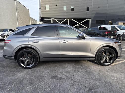 2023 Genesis GV70 2.5T