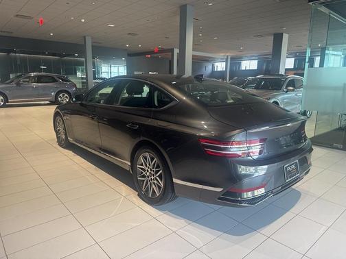 2025 Genesis G80 2.5T
