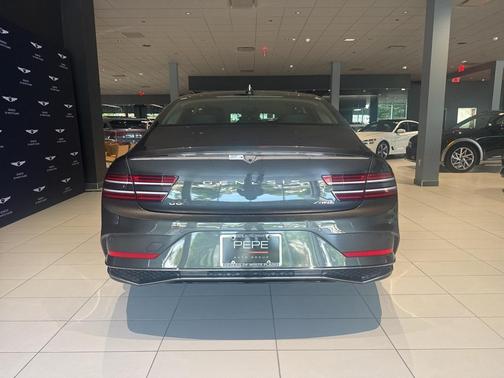 2025 Genesis G80 2.5T