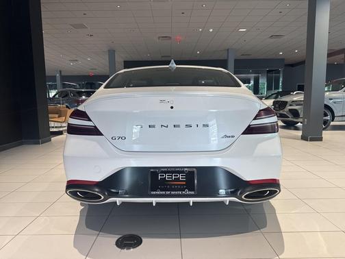 2025 Genesis G70 2.5T