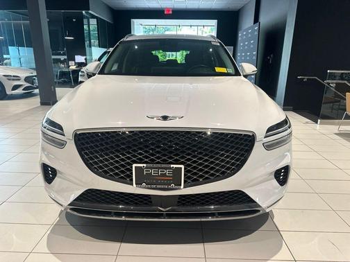 Alta White 2023 Genesis GV70 2.5T