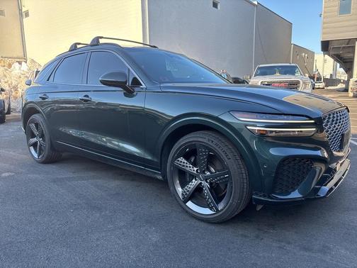 2023 Genesis GV70 2.5T
