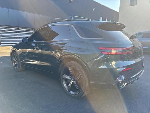 2023 Genesis GV70 2.5T
