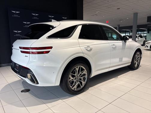 2023 Genesis GV70 2.5T