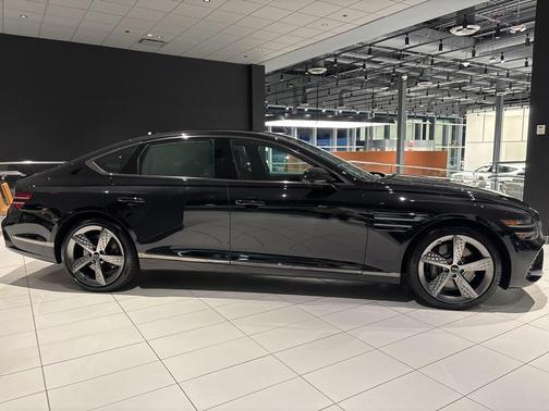 2026 Genesis G80 2.5T