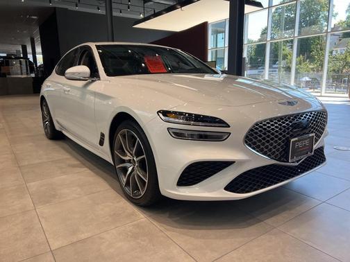 2025 Genesis G70 2.5T