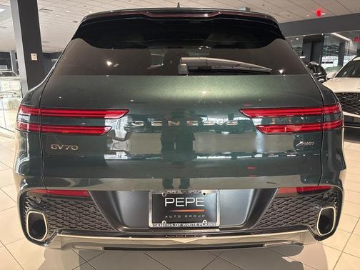 2023 Genesis GV70 2.5T