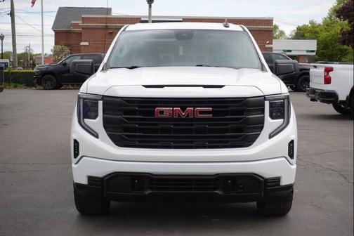 Summit White 2023 GMC Sierra 1500 Pro