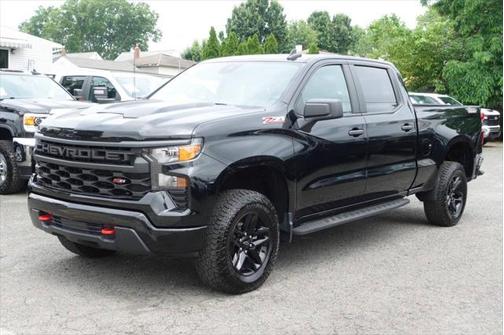 2022 Chevrolet Silverado 1500 Custom Trail Boss