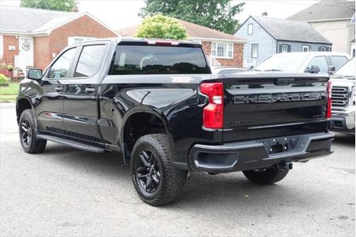 2022 Chevrolet Silverado 1500 Custom Trail Boss