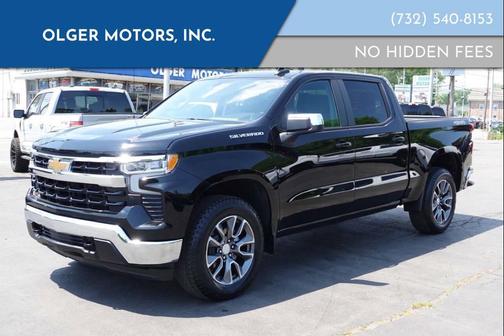 Black 2024 Chevrolet Silverado 1500 LT