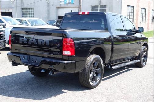 2022 RAM 1500 Classic Express