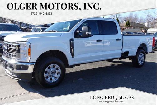 White 2023 Ford F-250 XLT