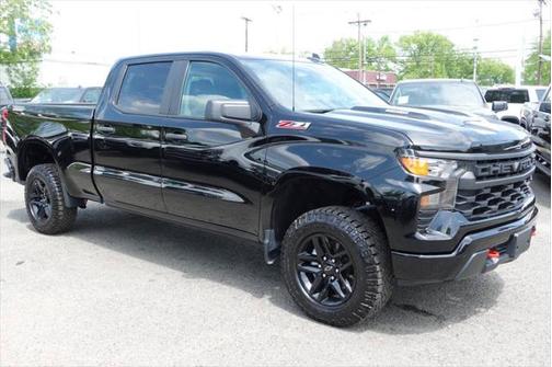 2022 Chevrolet Silverado 1500 Custom Trail Boss