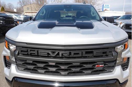 2022 Chevrolet Silverado 1500 Custom Trail Boss